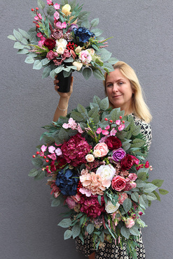 Wspomnienia Jerrete, bukiet nagrobny we wkładzie, dł.53cm 