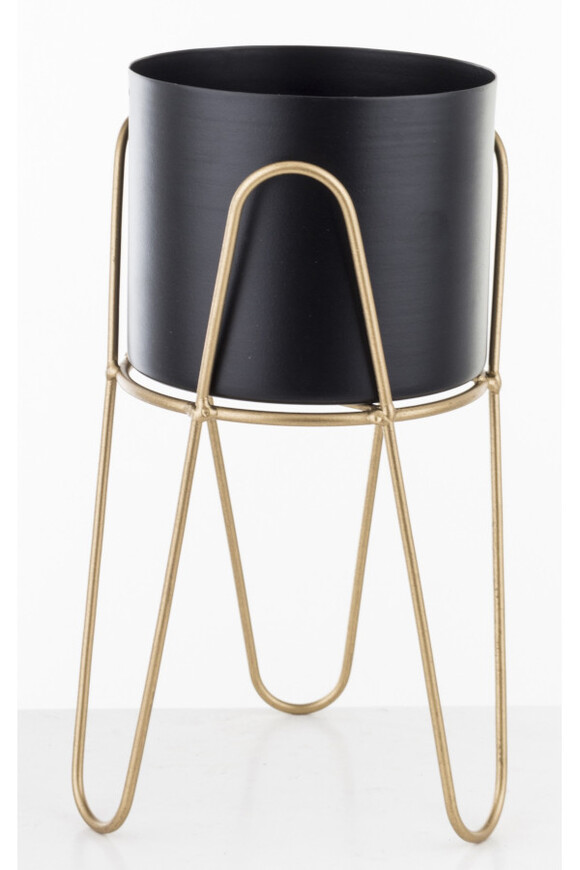 Andre B, metalowa osłonka w stojaku kwietnik