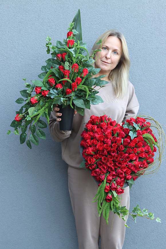 Czerwone Serce, nagrobny bukiet