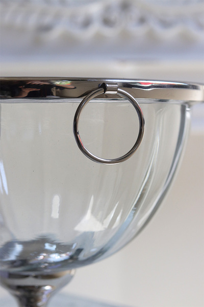 Glamouria, kryształowy cooler na nodze puchar