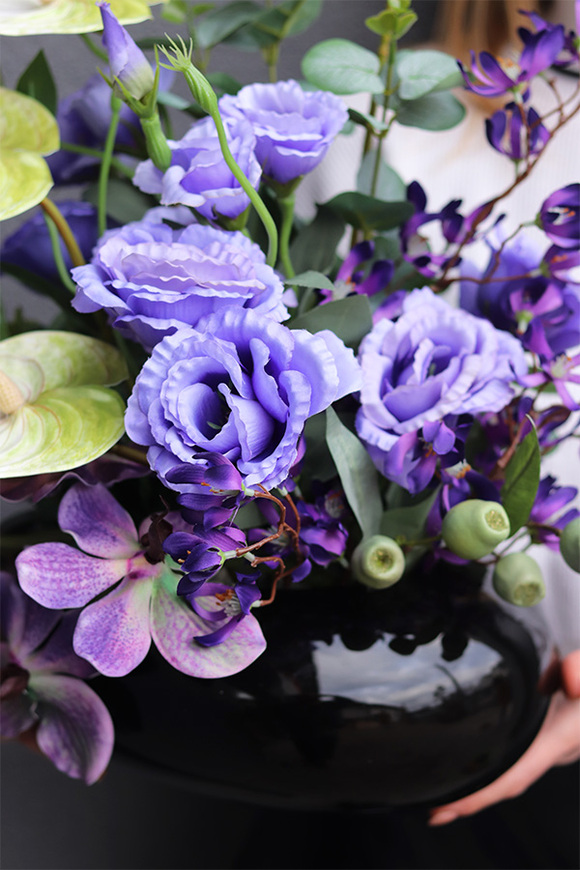 Fioletova Piano, kompozycja kwiatowa