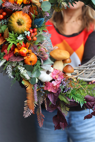 Jesienna Rezydencja, asymetryczny wianek jesienny