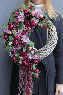 Wiśnie Rohirii, asymetryczny wianek dekoracyjny, rozp.40cm