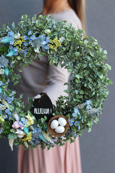 Wielkanocna Pora, wiosenny wianek na drzwi