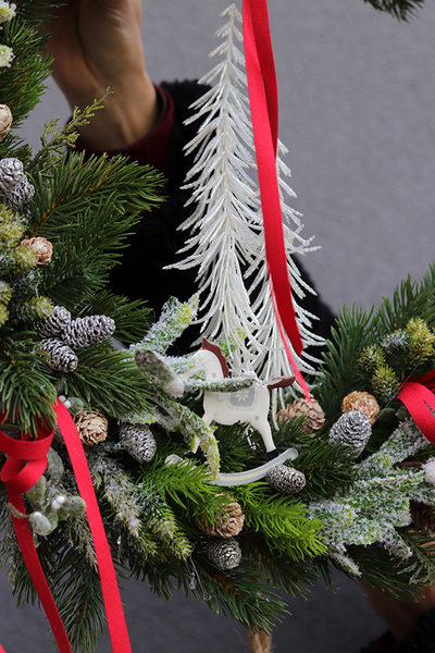 Winter Moon 2, wianek dekoracja na ścianę	