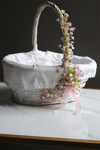 Kaszka Pastella, dekorowany koszyczek wielkanocny z serwetką