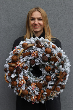 OD RĘKI Kuligowe Cuda, świąteczny wianek na drzwi, śr.48cm 