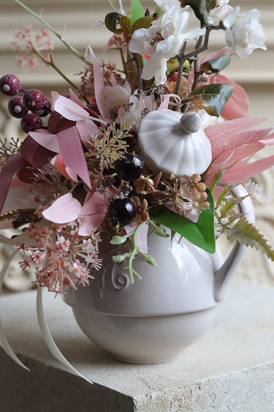 Flower Tea Madame, bukiet kwiatowy z imbrykiem, zestaw prezentowy