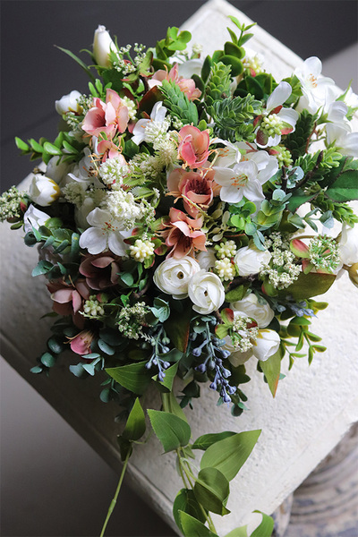 Manfredo Subtelle Pink, kompozycja kwiatowa