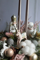 Baby Pink, świąteczny stroik LED ze świecami