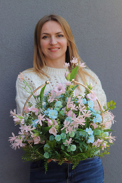 OD RĘKI Celtica, kompozycja nagrobna na obręczy, wym.37x42x36cm