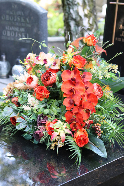 wiązanka nagrobna Orangita , dł.100cm