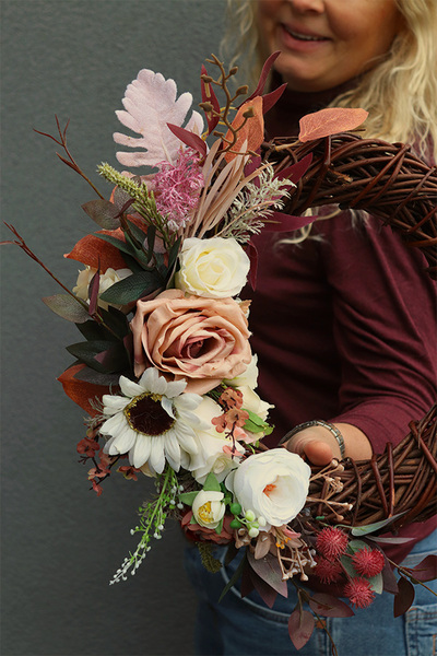 Otono, asymetryczny jesienny wianek