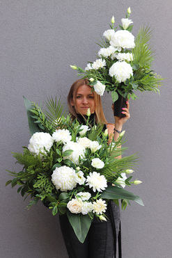 Biała Kamea, zestaw dekoracji nagrobnych, kompozycja + bukiet