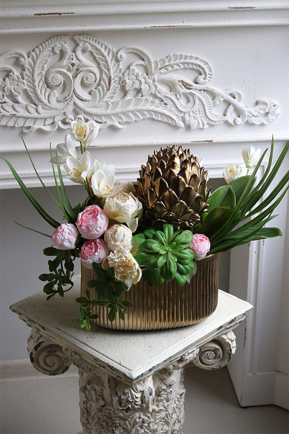 Leotte, kompozycja kwiatowa z karczochem