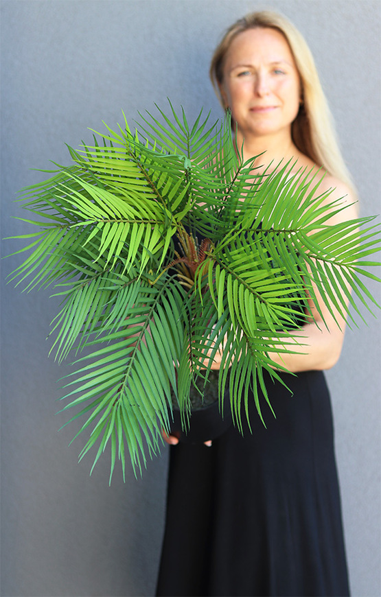 Kirabo, sztuczna palma w osłonce / donicy z tworzywa sztucznego, wys.74cm