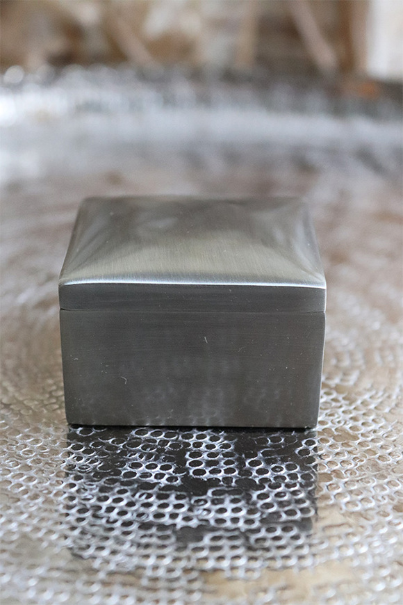 kwadratowe puzderko szkatułka na biżuterię, Ring, wym.3.5x5x5m 