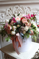 Elegancya Small, bogaty flowerbox w welurowym pudełku