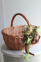 Dubajski, dekorowany koszyczek wielkanocny