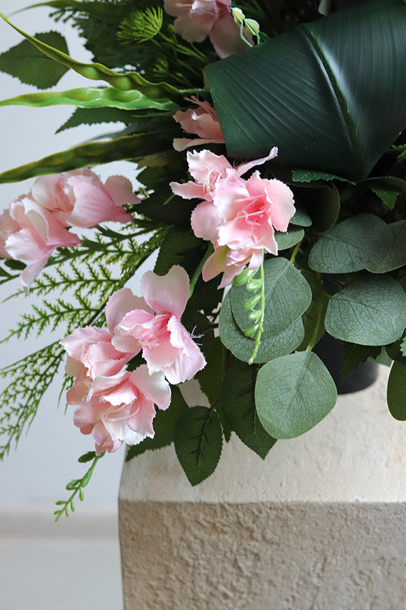 Nylona, bukiet nagrobny we wkładzie