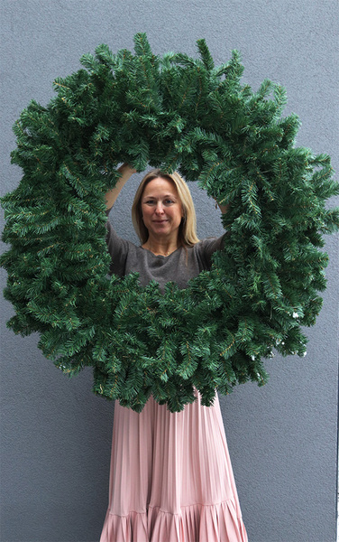 Iglasty Gigant, ogromny wianek