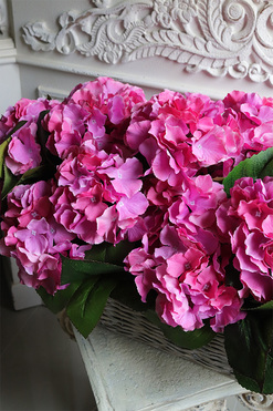 Provance Pink, długi kosz z hortensjami, wym.34x84cm