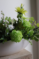 Green World Laos 2, kompozycja kwiatowa z kaliną