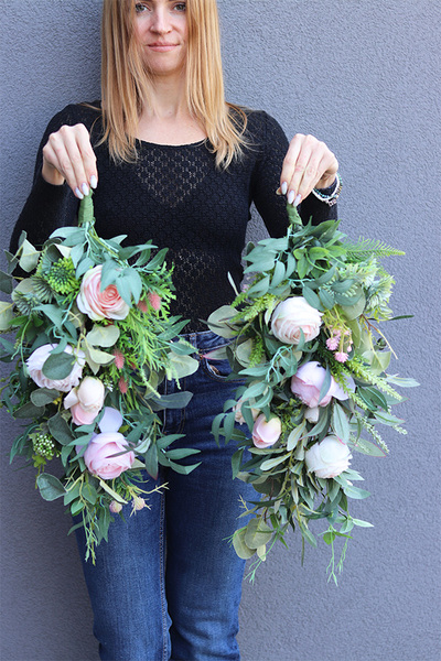 Eligia Delice, girlanda kwiatowa