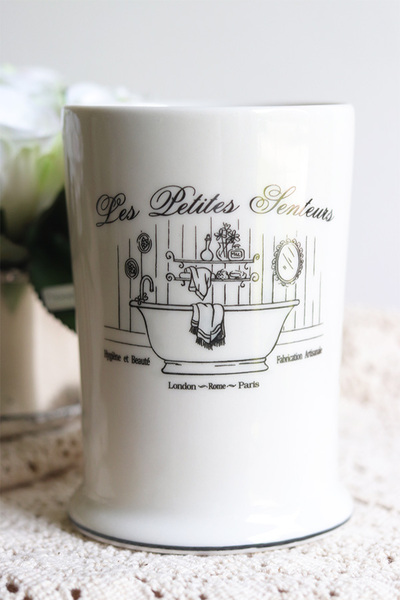 Les Petites Jenteurs, ceramiczny zestaw łazienkowy