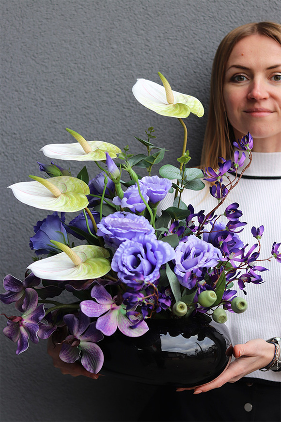 Fioletova Piano, kompozycja kwiatowa