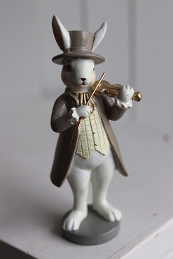 OD RĘKI Bunny Cottage Beige, figurka wielkanocna zajączek F, wys.15cm