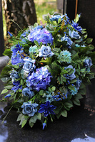 Błękit Nieba, niebieska wiązanka nagrobna