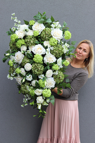 Lolonia, wysokiej jakości wiązanka nagrobna premium, dł.110cm