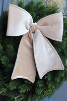 Beżowa Decoratoria, bożonarodzeniowy wianek na drzwi