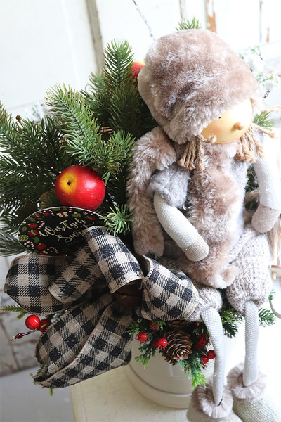 flowerbox zimowy z laleczką, Na Narty, wym. 48x37cm