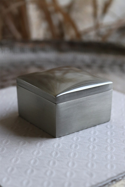kwadratowe puzderko szkatułka na biżuterię, Ring, wym.3.5x5x5m 