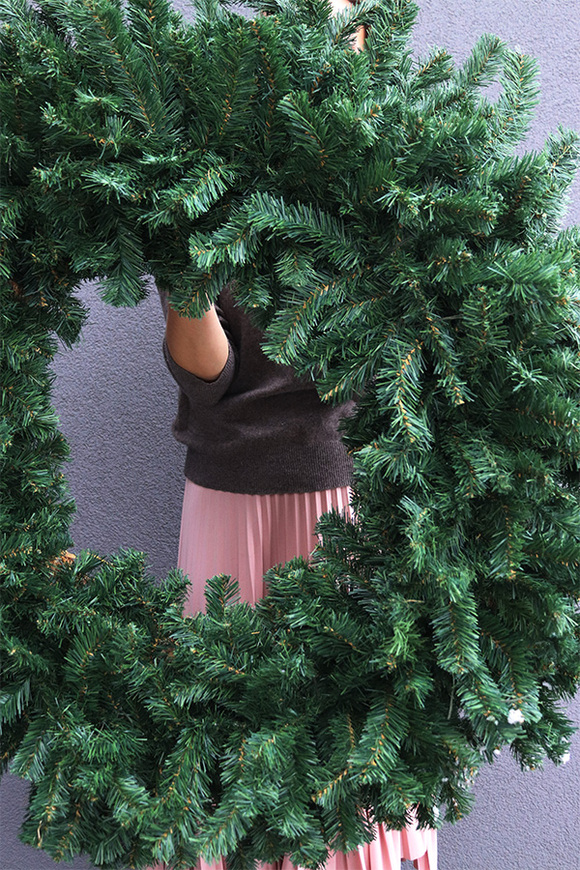 Iglasty Gigant, ogromny wianek