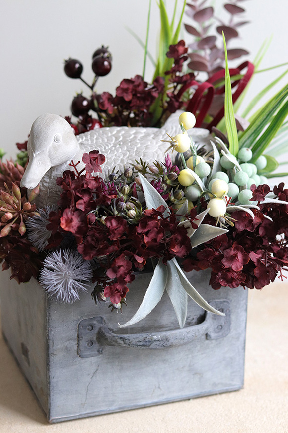 Kaczuszka, sielski stroik wielkanocny, wym.30x36x26cm