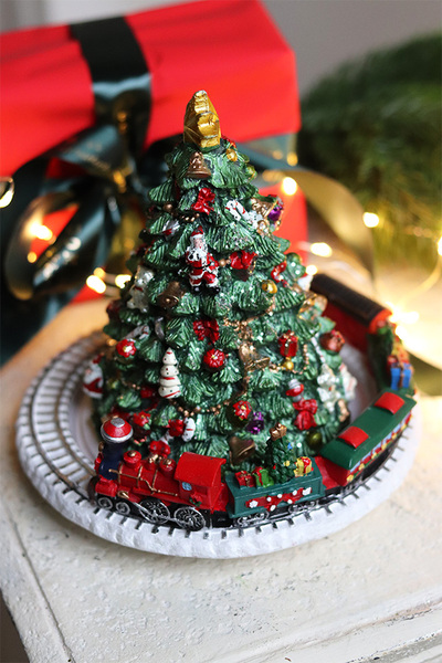 Choinka z Lokomotywą, bożonarodzeniowa karuzela pozytywka