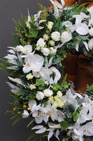 Lirene, wieniec nagrobny