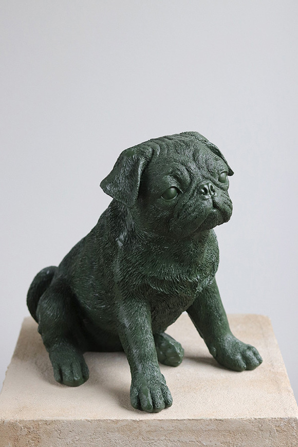 Dog in the Fog, figurka pies mops