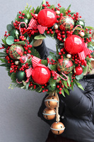 Apart American Christmas 4, świąteczny wianek do powieszenia