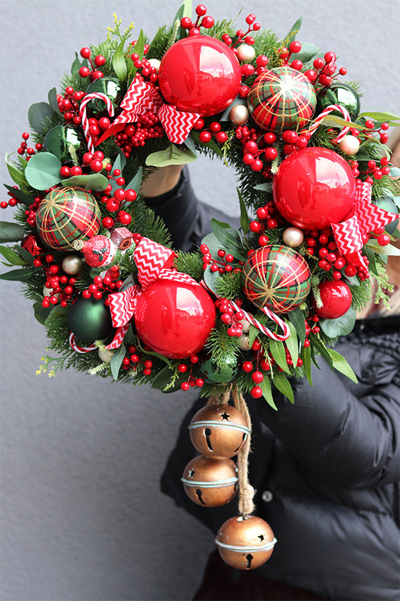 Apart American Christmas 4, świąteczny wianek do powieszenia