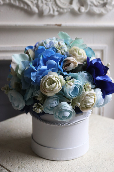 Blue Flowers, flowerbox z aksamitką, wys.22cm