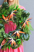 Strelizia Wreath, zielony wianek na drzwi z monsterą i strelicją