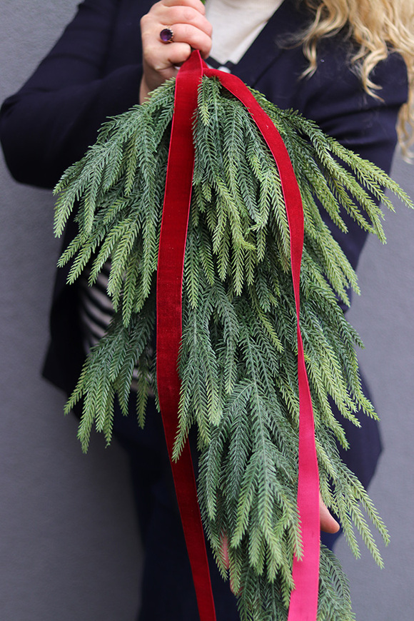 Cipris Door, iglasta zimowa zawieszka na drzwi