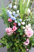 Nelida Rattan, zielona kompozycja z trawami do donicy Klienta, wys.115cm