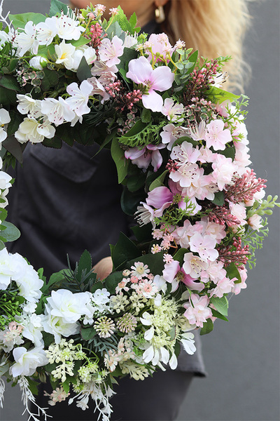 Grette, wianek dekoracyjny na drzwi