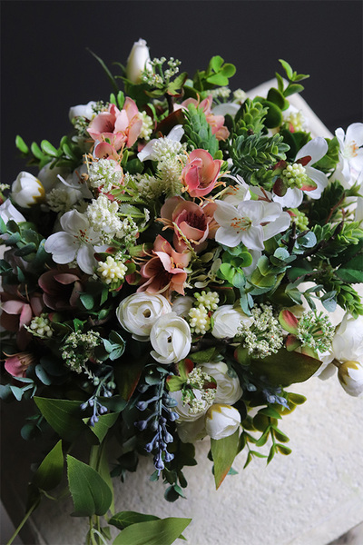 Manfredo Subtelle Pink, kompozycja kwiatowa