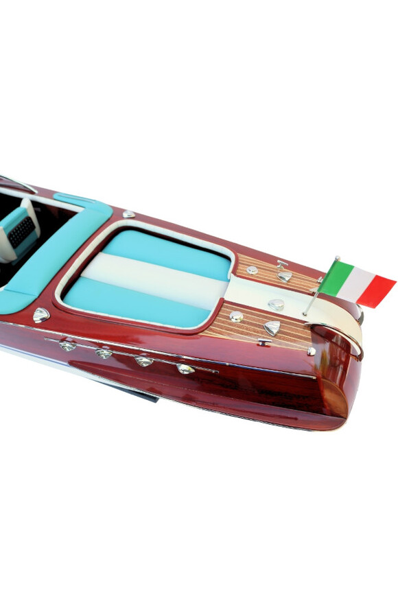 Riva Aquarama, ekskluzywny model motorówki